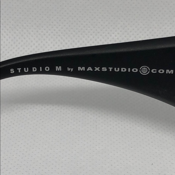 Max Studio Sunglasses NWOT - Picture 4 of 6